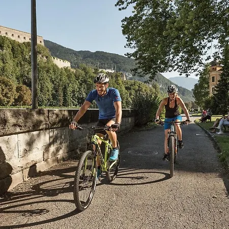 Aparthotel Your - In 4*